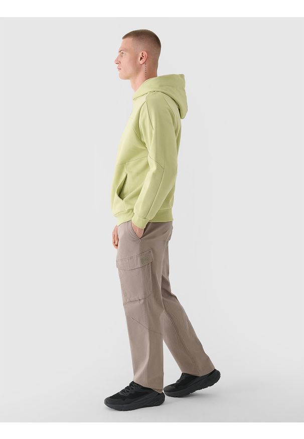 4f - 4F Spodnie casual cargo męskie 4F x Robert Lewandowski - khaki L. Okazja: na co dzień. Kolor: oliwkowy, brązowy, wielokolorowy. Materiał: tkanina, bawełna, materiał. Styl: casual