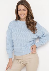 Born2be - Niebieski Sweter o Krótkim Fasonie z Luźnymi Rękawami Hejlla. Kolor: niebieski. Materiał: materiał. Długość: krótkie. Sezon: zima, jesień #4