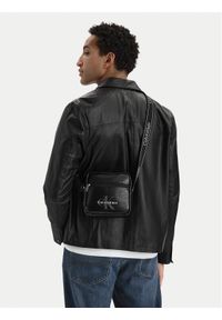 Calvin Klein Saszetka Bold Logo Webbing Square Crossbo LV04D3445G Czarny. Kolor: czarny. Materiał: skóra #1