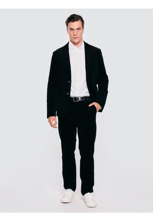 Big-Star - Koszula męska bawełniana biała Guberno 101. Okazja: na co dzień, na spotkanie biznesowe. Kolor: biały. Materiał: bawełna. Wzór: jodełka, haft, ze splotem. Styl: biznesowy, casual, elegancki