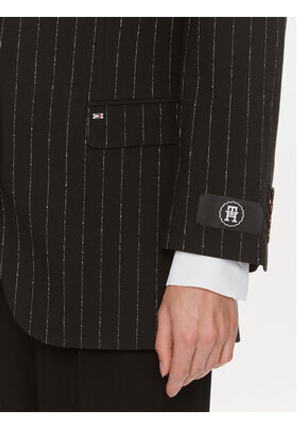 TOMMY HILFIGER - Tommy Hilfiger Marynarka Oversized Prep Pinstripe Blazer WW0WW40498 Czarny Regular Fit. Kolor: czarny. Materiał: syntetyk