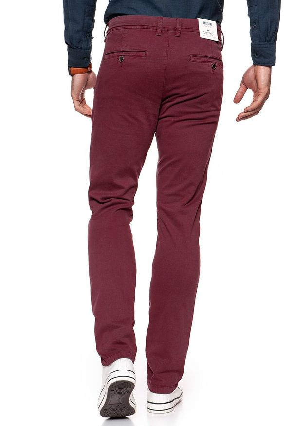 Mustang - MUSTANG SPODNIE MĘSKIE Classic Chino CHOCOLATE TRUFFLE 1006674 7140. Materiał: materiał