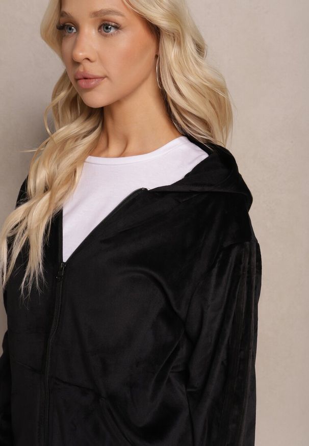 Renee - Czarny 2-częściowy Komplet Dresowy z Bluzą i Spodniami Wolff. Kolor: czarny. Materiał: dresówka