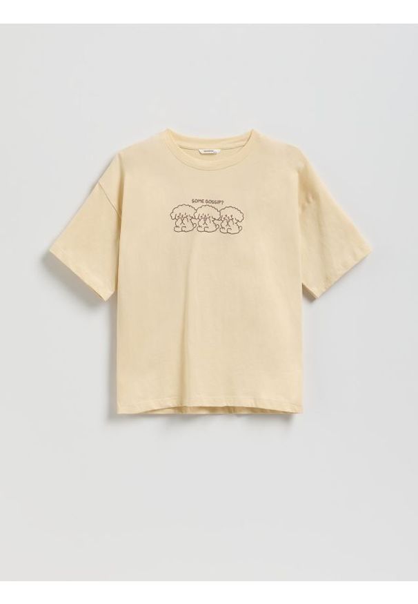 Reserved - T-shirt z haftem Boffie & Poko - beżowy. Kolor: beżowy. Materiał: bawełna. Wzór: haft