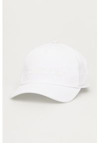Calvin Klein czapka bawełniana kolor biały z aplikacją. Kolor: biały. Materiał: bawełna. Wzór: aplikacja
