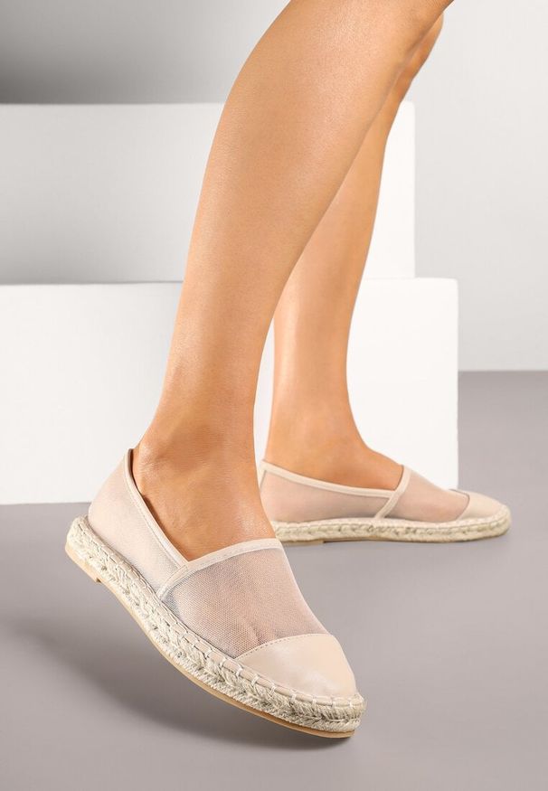 Renee - Beżowe Espadryle z Siateczki na Plecionej Podeszwie Folirelin. Okazja: na co dzień. Kolor: beżowy. Materiał: materiał. Sezon: lato. Styl: klasyczny, casual