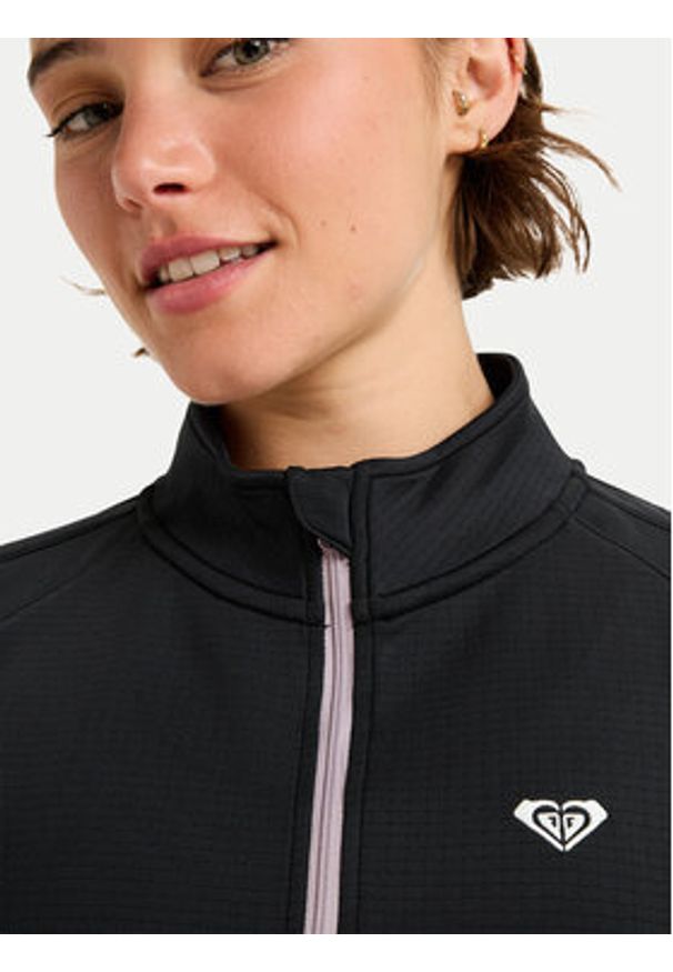 Roxy Koszulka techniczna Waves Of Warmth Tech Top ERJFT05033 Czarny Regular Fit. Kolor: czarny. Materiał: syntetyk