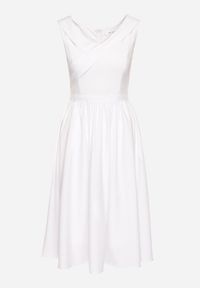 Born2be - Biała Klasyczna Rozkloszowana Sukienka Vices Tolissela. Okazja: na co dzień. Kolor: biały. Wzór: aplikacja, gładki. Styl: klasyczny #6