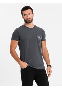Ombre Clothing - Bawełniany męski t-shirt z nadrukiem na kieszonce Ombre Streetstyle – czarny V1 - Rozmiar: L. Okazja: na co dzień. Kolor: czarny. Materiał: bawełna. Wzór: nadruk. Styl: elegancki, casual, klasyczny
