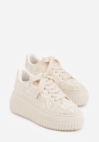 Born2be - Beżowe Sneakersy na Grubej Tłoczonej Platformie Ozdobione Brokatem i Koronką Zellysh. Okazja: na co dzień. Kolor: beżowy. Materiał: koronka. Wzór: aplikacja, koronka. Obcas: na platformie #6