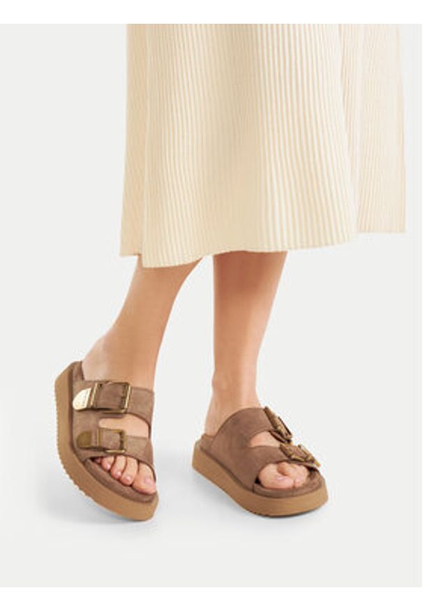 Badura Klapki CYCLAMEN-80033-25 Beżowy. Kolor: beżowy. Materiał: zamsz, skóra