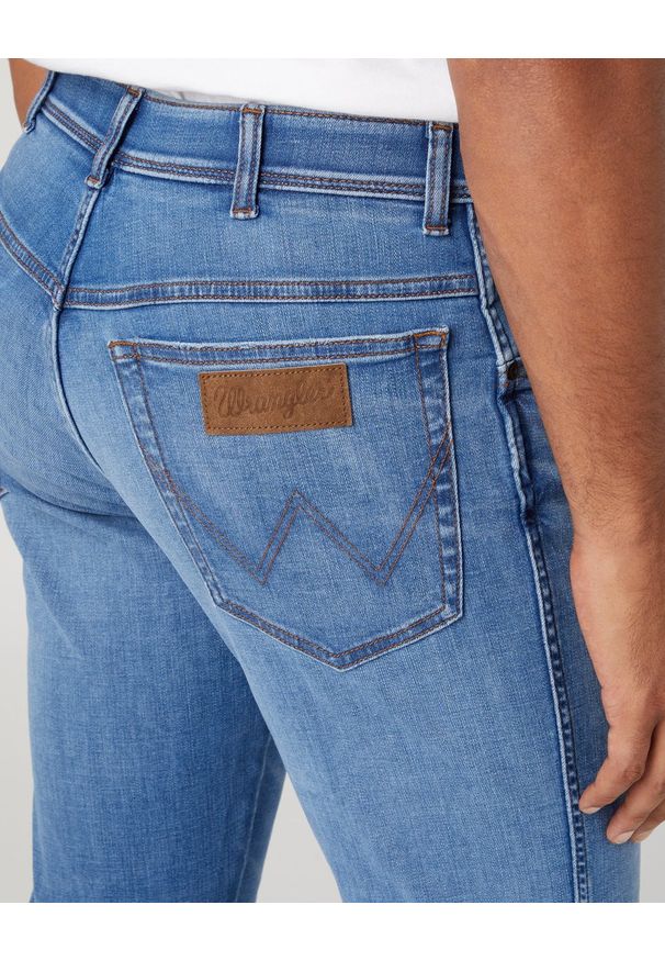 Wrangler - WRANGLER TEXAS SLIM MĘSKIE SPODNIE JEANSOWE JEANSY ON POINT W12SCSZ84 112330699