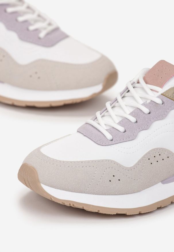Born2be - Biało-Fioletowe Sneakersy na Piankowej Podeszwie Dejana. Kolor: biały