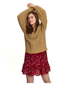 TOP SECRET - Casualowy damski sweter. Okazja: na co dzień. Kolor: beżowy. Materiał: dzianina. Długość: krótkie. Wzór: ze splotem. Sezon: zima, jesień. Styl: casual #1