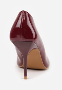 Born2be - Bordowe Klasyczne Szpilki Vices z Lakierowanym Połyskiem i Szpiczastym Noskiem Letania. Nosek buta: szpiczasty. Kolor: czerwony. Materiał: lakier. Obcas: na szpilce. Styl: klasyczny. Wysokość obcasa: średni #6