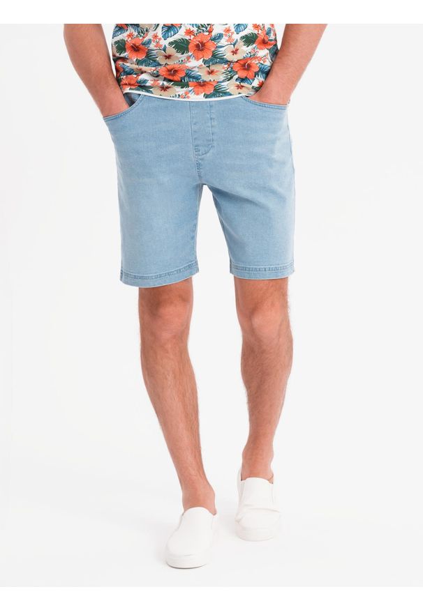 Ombre Clothing - Szorty męskie z gumką w pasie i efektem sprania – jasnoniebieskie V1 OM-SRDS-0192 - XXL. Okazja: na co dzień. Kolor: niebieski. Materiał: bawełna, materiał, skóra, elastan, denim. Sezon: lato. Styl: elegancki, casual