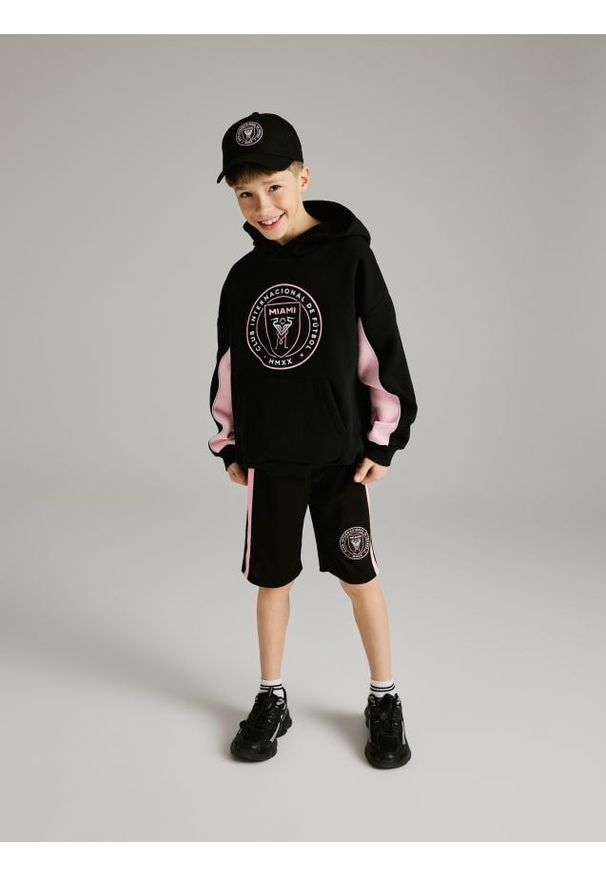 Reserved - Szorty Inter Miami CF - czarny. Kolor: czarny. Materiał: dzianina