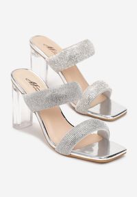 Renee - Srebrne Klapki na Przezroczystym Obcasie z Paskami z Cyrkoniami i Otwartym Noskiem Kouture. Nosek buta: otwarty. Kolor: srebrny. Obcas: na obcasie. Wysokość obcasa: średni #2