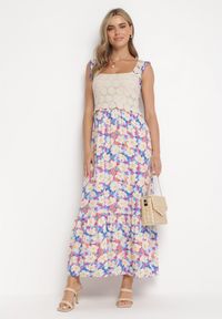 Born2be - Niebieska Rozkloszowana Sukienka Maxi z Wiskozy w Kwiatowy Print Jamiliana. Kolor: niebieski. Materiał: wiskoza. Długość rękawa: na ramiączkach. Wzór: kwiaty, nadruk. Długość: maxi #2