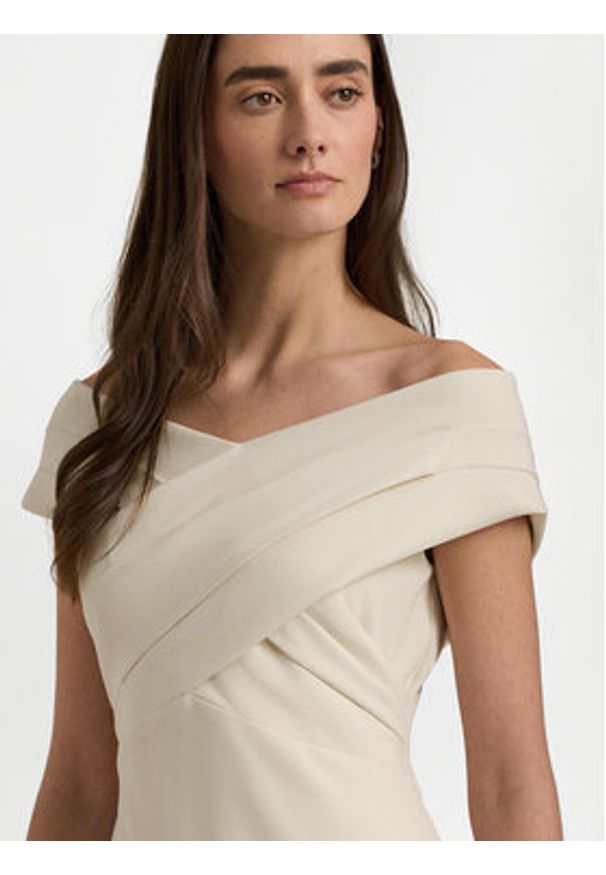 Lauren Ralph Lauren Sukienka koktajlowa 253936390002 Écru Slim Fit. Materiał: syntetyk. Styl: wizytowy