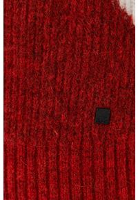 Karl Lagerfeld Sweter wełniany męski kolor czerwony ciepły. Okazja: na co dzień. Kolor: czerwony. Materiał: wełna. Długość rękawa: długi rękaw. Długość: długie. Styl: casual