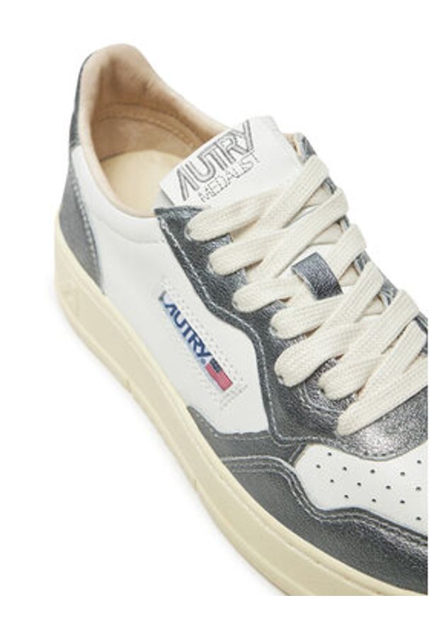 AUTRY - Autry Sneakersy AULWWB44 Biały. Kolor: biały. Materiał: materiał