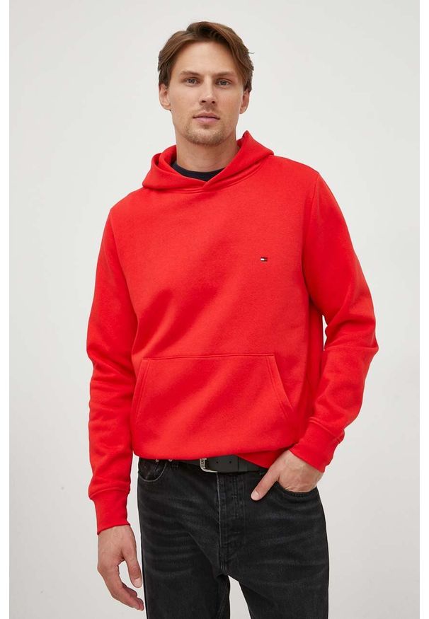 TOMMY HILFIGER - Tommy Hilfiger bluza męska kolor pomarańczowy z kapturem gładka. Typ kołnierza: kaptur. Kolor: czerwony. Wzór: gładki