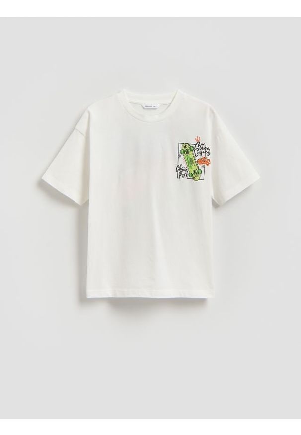 Reserved - Bawełniany t-shirt z nadrukiem - złamana biel. Materiał: bawełna. Wzór: nadruk