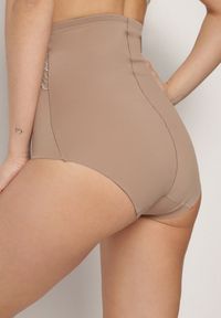 Born2be - Ciemnobeżowe Majtki Modelujące z Wysokim Stanem Savene. Stan: podwyższony. Kolor: beżowy. Materiał: jeans