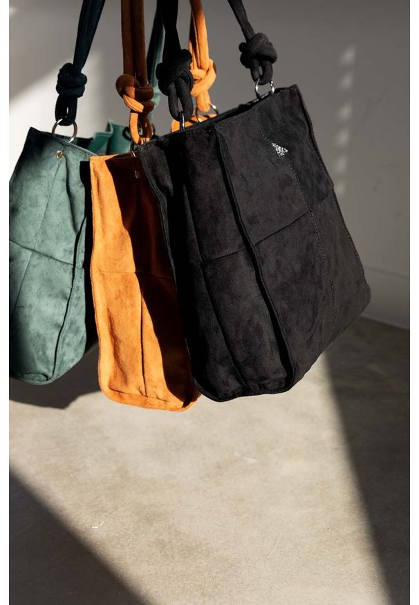 medicine - Medicine torebka kolor czarny. Kolor: czarny. Rodzaj torebki: na ramię