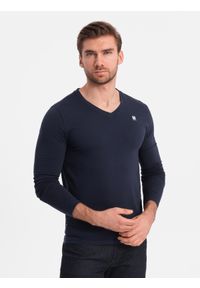 Ombre Clothing - Zestaw męskich longsleeve'ów SLIM FIT z dekoltem typu V i logotypem 2-pak– mix biały/granatowy V1 Z87 - XXL. Okazja: na co dzień. Kolor: biały. Materiał: bawełna, materiał, elastan. Długość rękawa: długi rękaw. Wzór: gładki, jednolity. Styl: klasyczny, casual #3