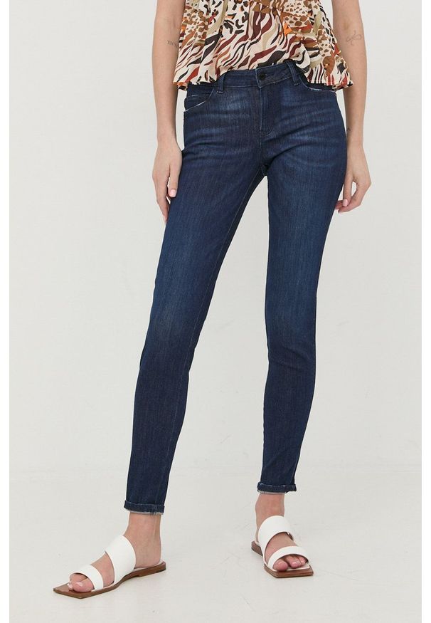 Guess jeansy damskie medium waist. Kolor: niebieski