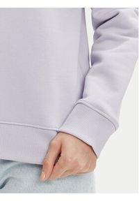 Tommy Jeans Bluza Badge DW0DW17325 Fioletowy Regular Fit. Kolor: fioletowy. Materiał: bawełna