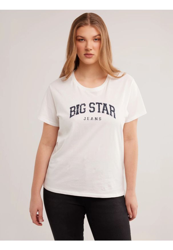 Big-Star - Koszulka damska bawełniana z logo BIG STAR biała Ramila 100. Kolor: biały. Materiał: bawełna. Wzór: nadruk. Styl: retro, vintage, klasyczny