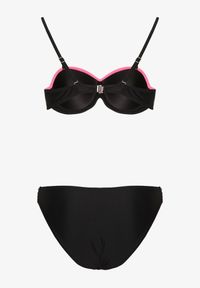 Renee - Różowo-Czarne Bikini z Metaliczną Nicią Usztywniany Biustonosz i Figi Mitelle. Kolor: różowy. Wzór: aplikacja