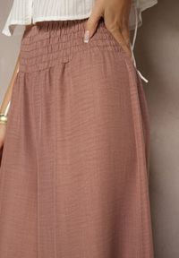 Renee - Brązowe Szerokie Spodnie High Waist z Elastycznymi Gumkami w Talii Varbia. Okazja: na co dzień. Stan: podwyższony. Kolor: brązowy. Styl: elegancki, casual #5