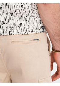 Ombre Clothing - Spodenki męskie bawełniane cargo z elastycznym pasem – beżowe V3 OM-SRCG-0190 - XXL. Okazja: na co dzień. Kolor: beżowy. Materiał: bawełna. Sezon: lato. Styl: casual #6