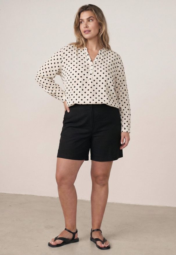 Born2be - Biała Koszula z Wiskozy w Kropki z Metaliczną Nitką Ereis. Okazja: na co dzień. Kolekcja: plus size. Kolor: biały. Materiał: wiskoza. Długość: długie. Wzór: kropki. Styl: elegancki, casual