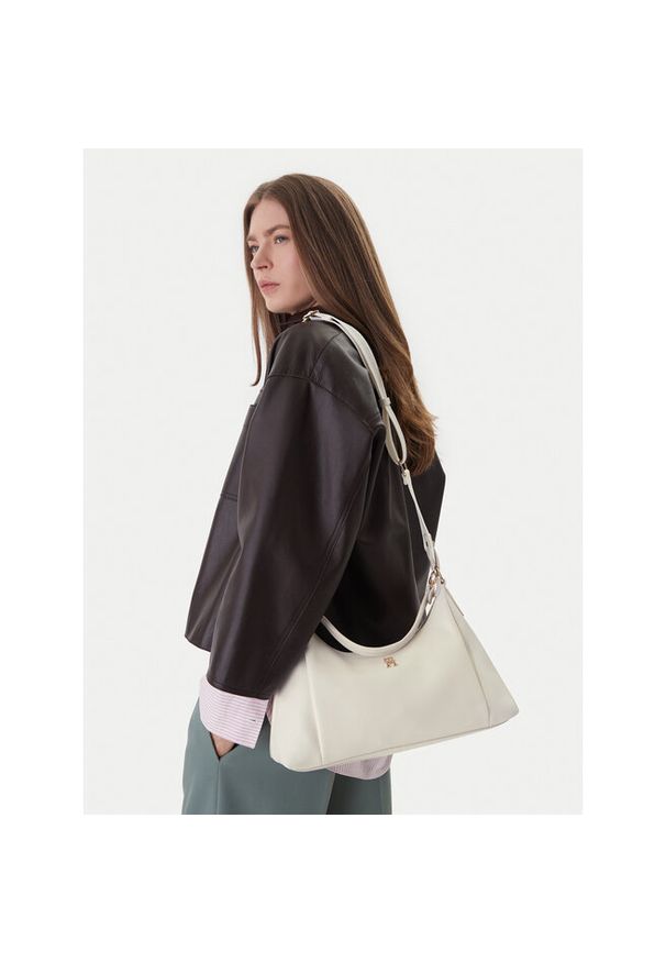 TOMMY HILFIGER - Torebka Tommy Hilfiger. Kolor: kremowy