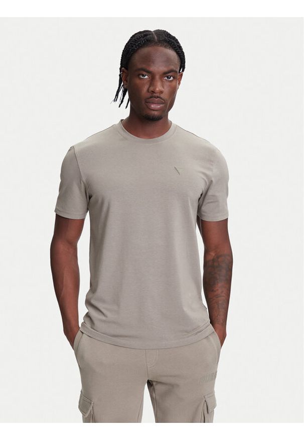 Guess T-Shirt Z2YI12 JR06K Zielony Regular Fit. Kolor: zielony. Materiał: bawełna