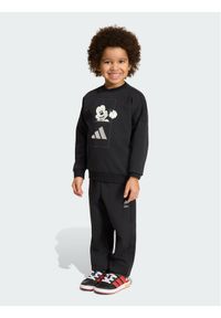 Adidas - adidas Komplet sportowy 165146 Czarny Regular Fit. Kolor: czarny. Styl: sportowy #1