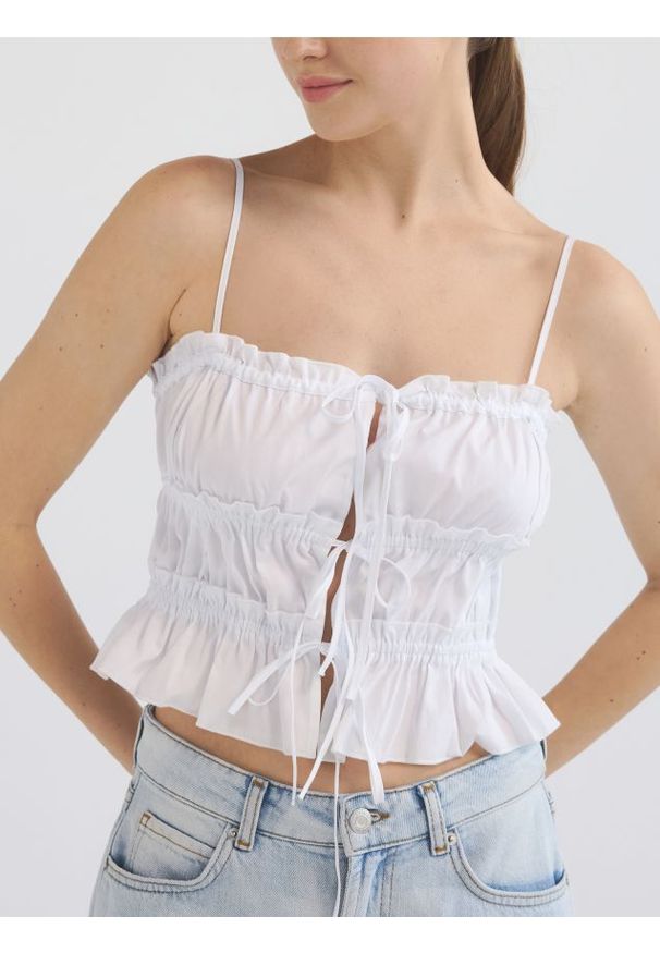 Reserved - Bawełniany top z wiązaniem - biały. Kolor: biały. Materiał: bawełna