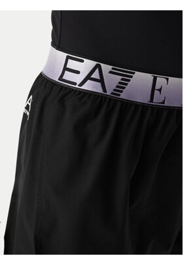 EA7 Emporio Armani Szorty sportowe 7W000931 AF15724 UC001 Czarny Regular Fit. Kolor: czarny. Materiał: syntetyk