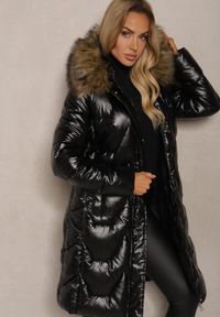 Renee - Czarno-Brązowa Pikowana Kurtka o Długim Kroju z Kapturem i Odpinanym Futrem Mocno Ocieplana Lillanea. Okazja: na co dzień, na spacer. Typ kołnierza: kaptur. Kolor: czarny. Materiał: futro. Długość: długie. Sezon: zima, jesień. Styl: casual, elegancki #3