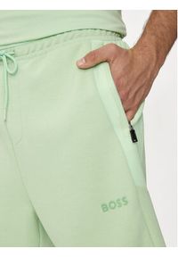 BOSS - Boss Szorty sportowe Headlo 1 50510348 Zielony Regular Fit. Kolor: zielony. Materiał: bawełna, syntetyk. Styl: sportowy #4