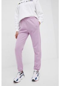 Champion spodnie dresowe 114925 damskie kolor fioletowy gładkie. Kolor: fioletowy. Materiał: dresówka. Wzór: gładki #2