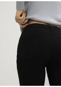 bonprix - Spodnie ze stretchem. Kolor: czarny. Materiał: bawełna #2