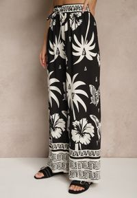 Renee - Czarne Szerokie Spodnie z Gumką w Pasie w Stylu Boho Evirami. Kolor: czarny. Sezon: lato. Styl: boho