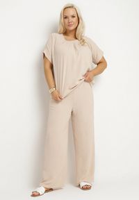 Born2be - Beżowy Komplet z Bawełną Bluzka z Marszczeniem i Szerokie Spodnie Jenindriela. Kolor: beżowy. Materiał: bawełna