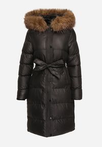 Born2be - Czarna Długa Pikowana Kurtka z Kapturem Odpinanym Futerkiem i Paskiem w Talii Serenira. Okazja: na spacer. Typ kołnierza: kaptur. Kolor: czarny. Materiał: futro. Długość: długie #7